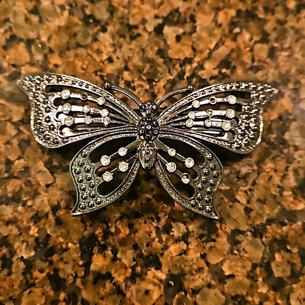 Pewter Silvertone Diamonte Decorative Butterfly Hairclip 3.5" x 2"